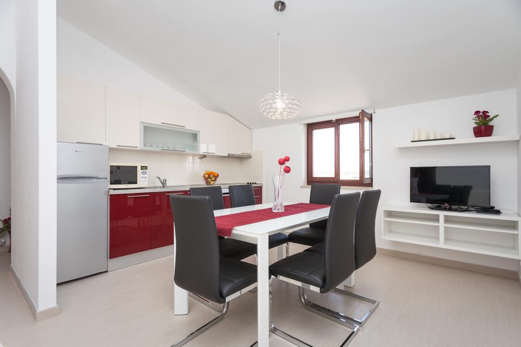 Apartments Alice Rovinj Room photo