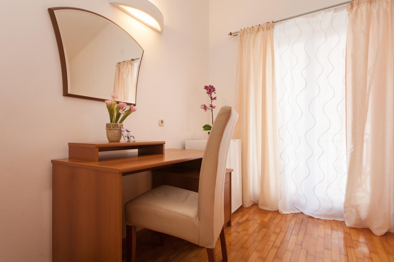 Apartments Alice Rovinj Exterior photo